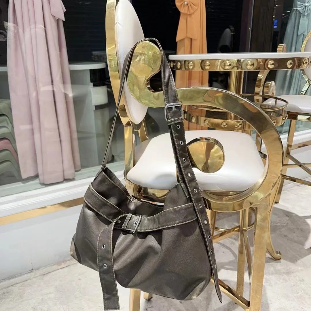 

FIRMRANCH Vintage Retro Scratch Process Personalized Belt Decoration Design Women's Single Shoulder Armpit Bag Crossbody Purse