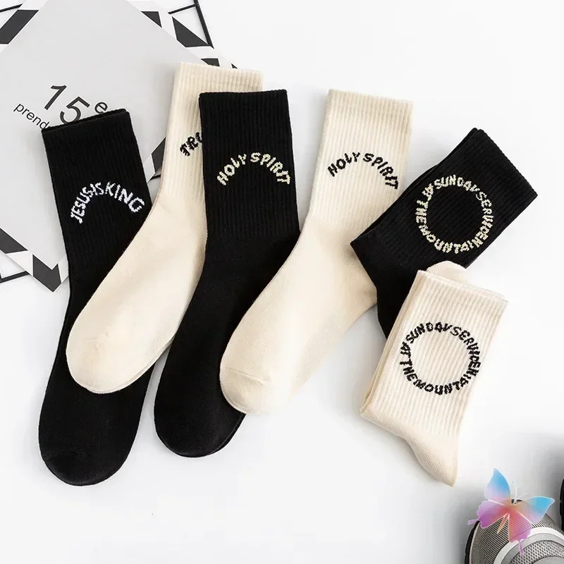 Winter Men Women Kanye Socks High Quality Cotton Couple Sports Wear High Street Comfortable Sunday Wervice Mid Tube Socks