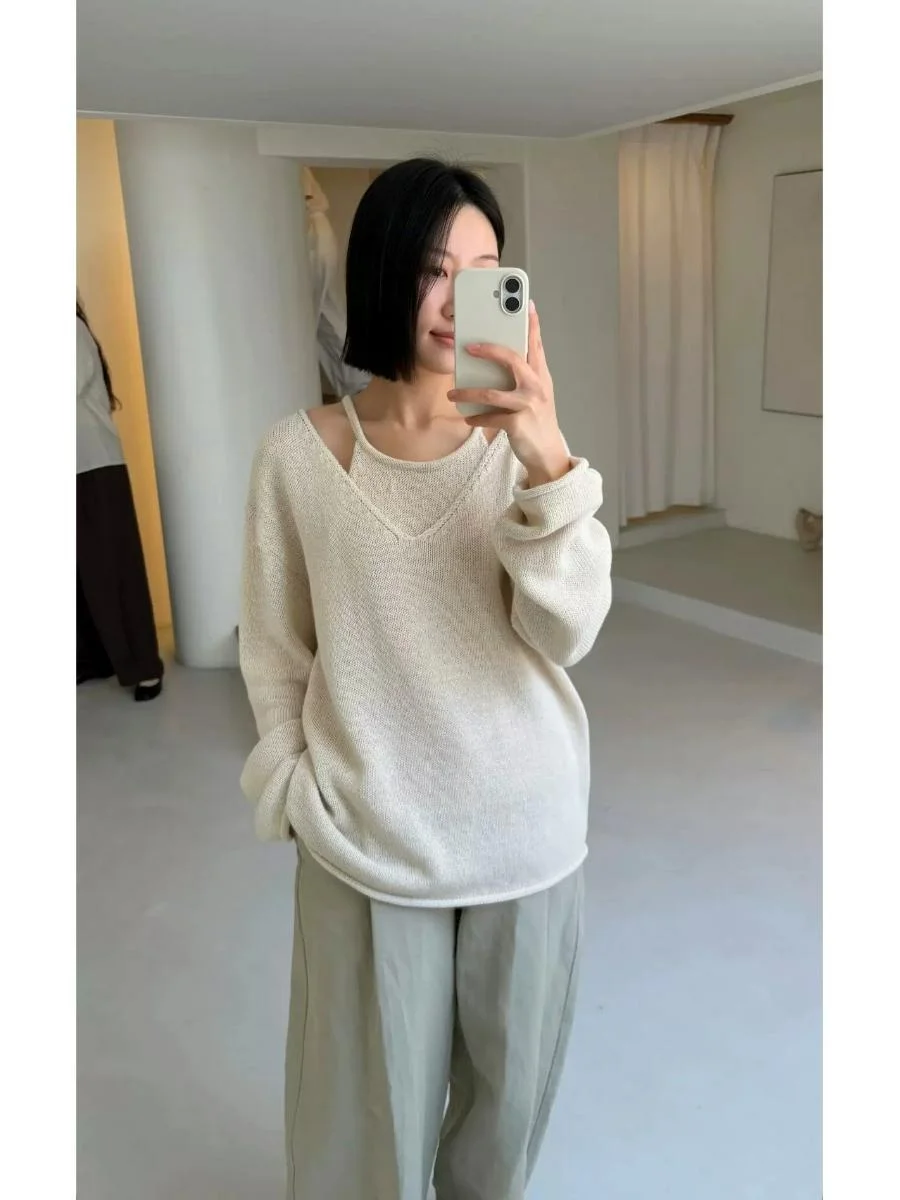 

Texture V-Neck Knitted Top Strap Vest Loose Lazy Style Two-Piece Set Women's Commute Style Long Sleeve Regular Length