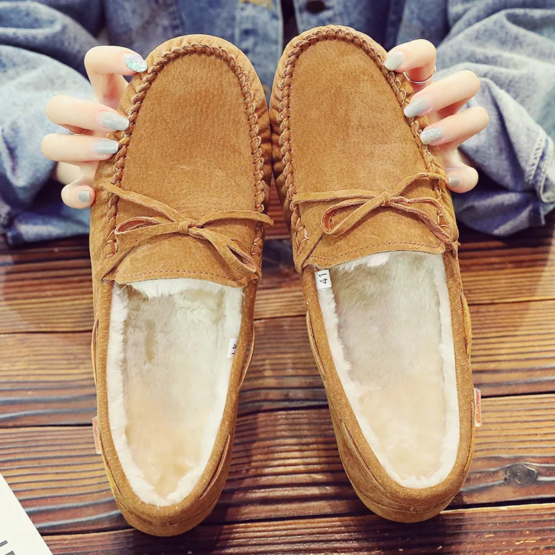 

Winter Cotton Shoes Men Plus Velvet Warm Loafers Comfortable Male Walking Outdoor Shoes Flat Men Soft Suede Leather Moccasins