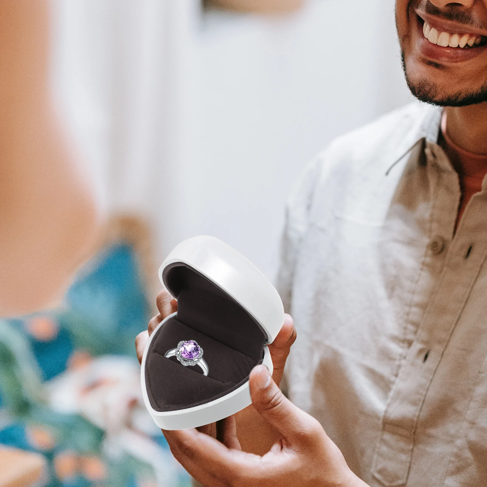 

Светодиодная коробка для колец в форме сердца, автоматическое свадебное предложение, дисплей для ювелирных изделий на помолвку, подарочный футляр, коробка для колец, футляр для ювелирных изделий