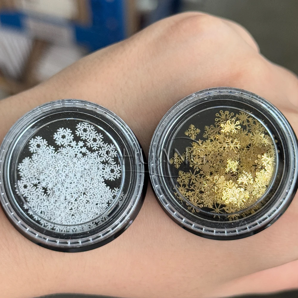 3色クリスマスメタルスノーフレークネイルスパンコール3Dグリッター中空スノーフレークネイルチャーム冬クリスマスネイルデコレーション #