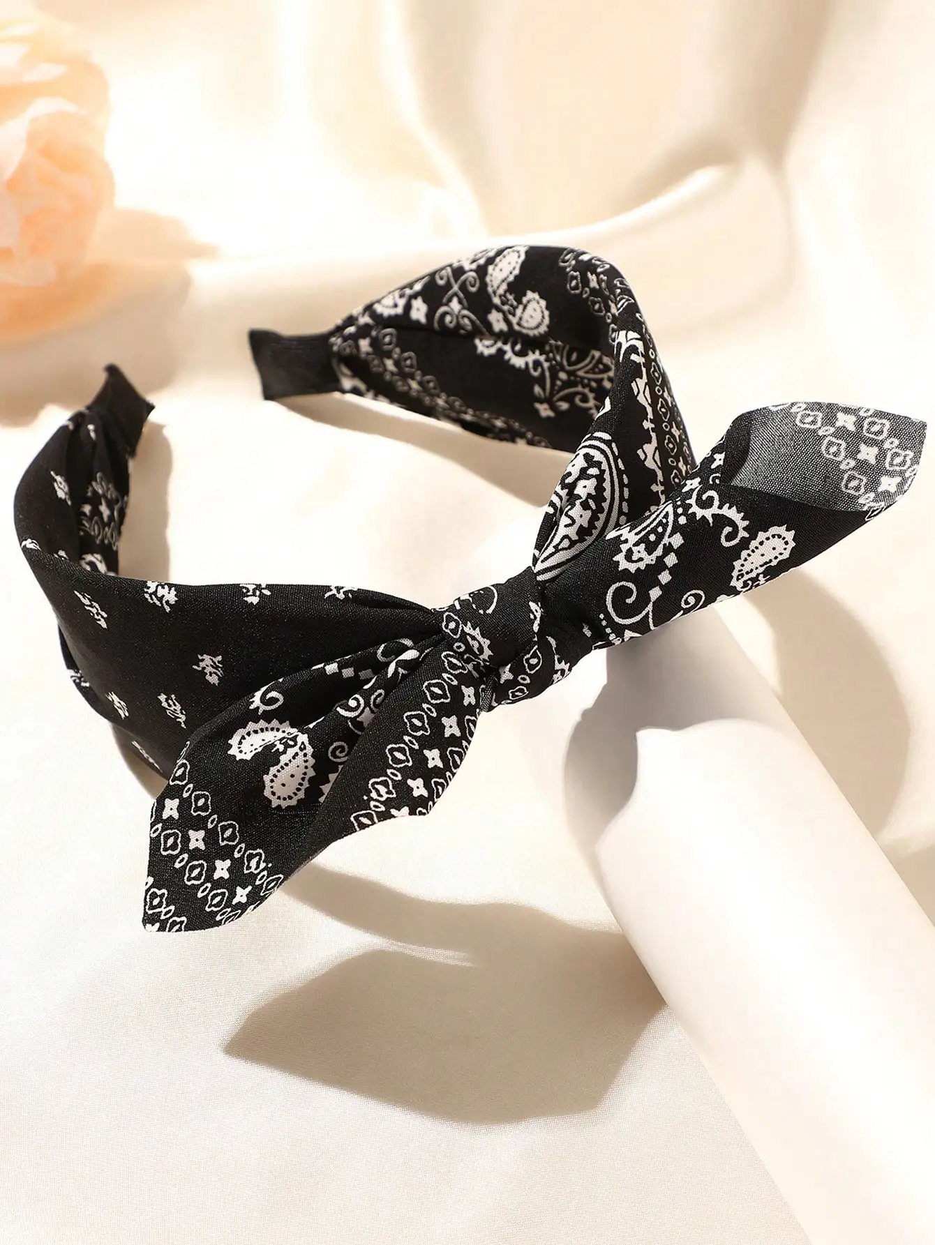 

Wide Knotted Paisley Print Headband For Women Bohemian Style Hair Accessory