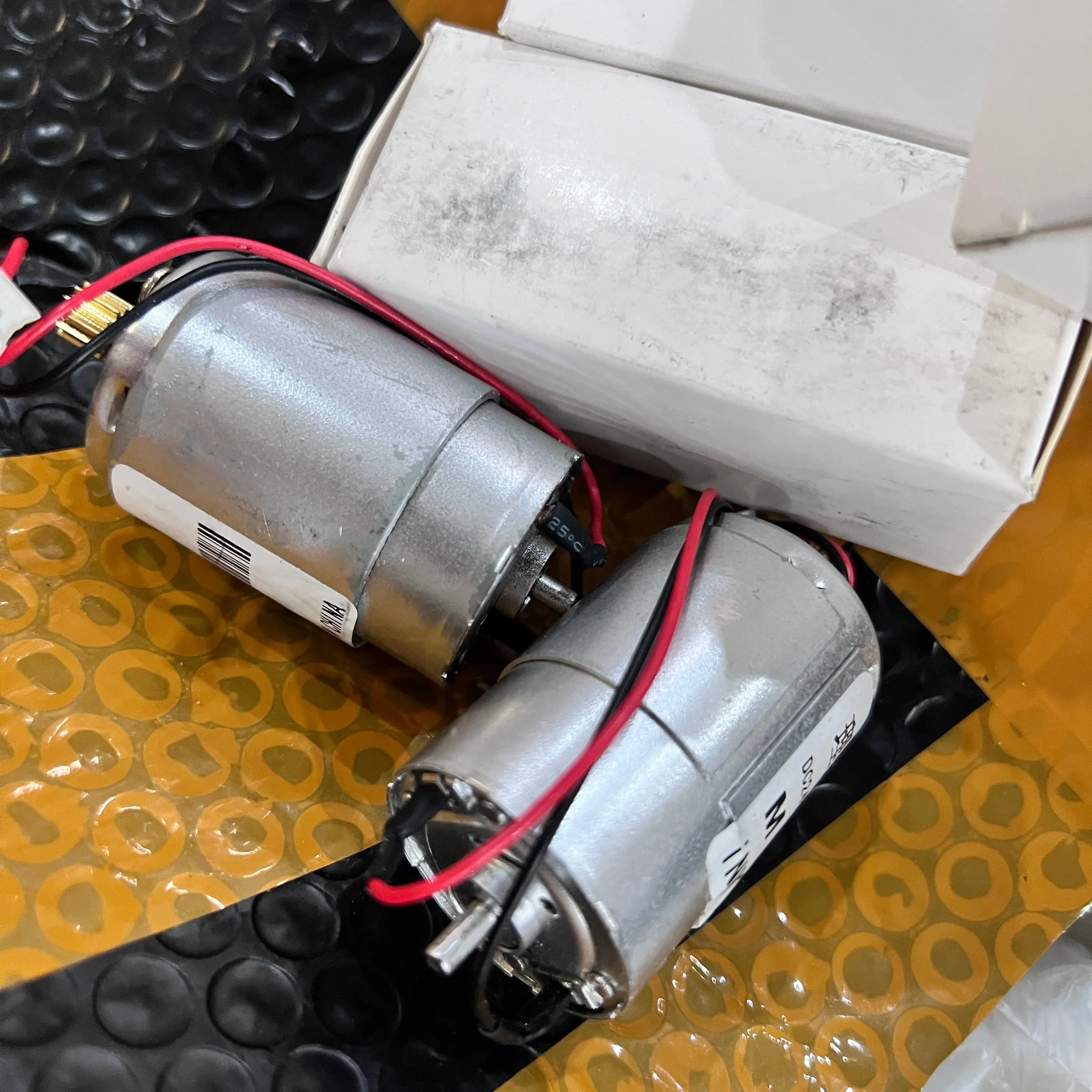 

1pc DX2330 Motor Ink Pump Assy for use in Ricoh DX 3440 3442 3443 3240 2330 2340 2430 2432 For Gestetner 6300 6301 6303 6143