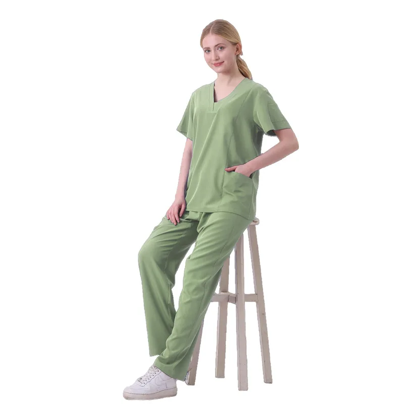 Le donne all'ingrosso indossano tute Scrub medico ospedaliero che lavora accessori per infermiere uniformi Unisex multicolori chirurgici medici