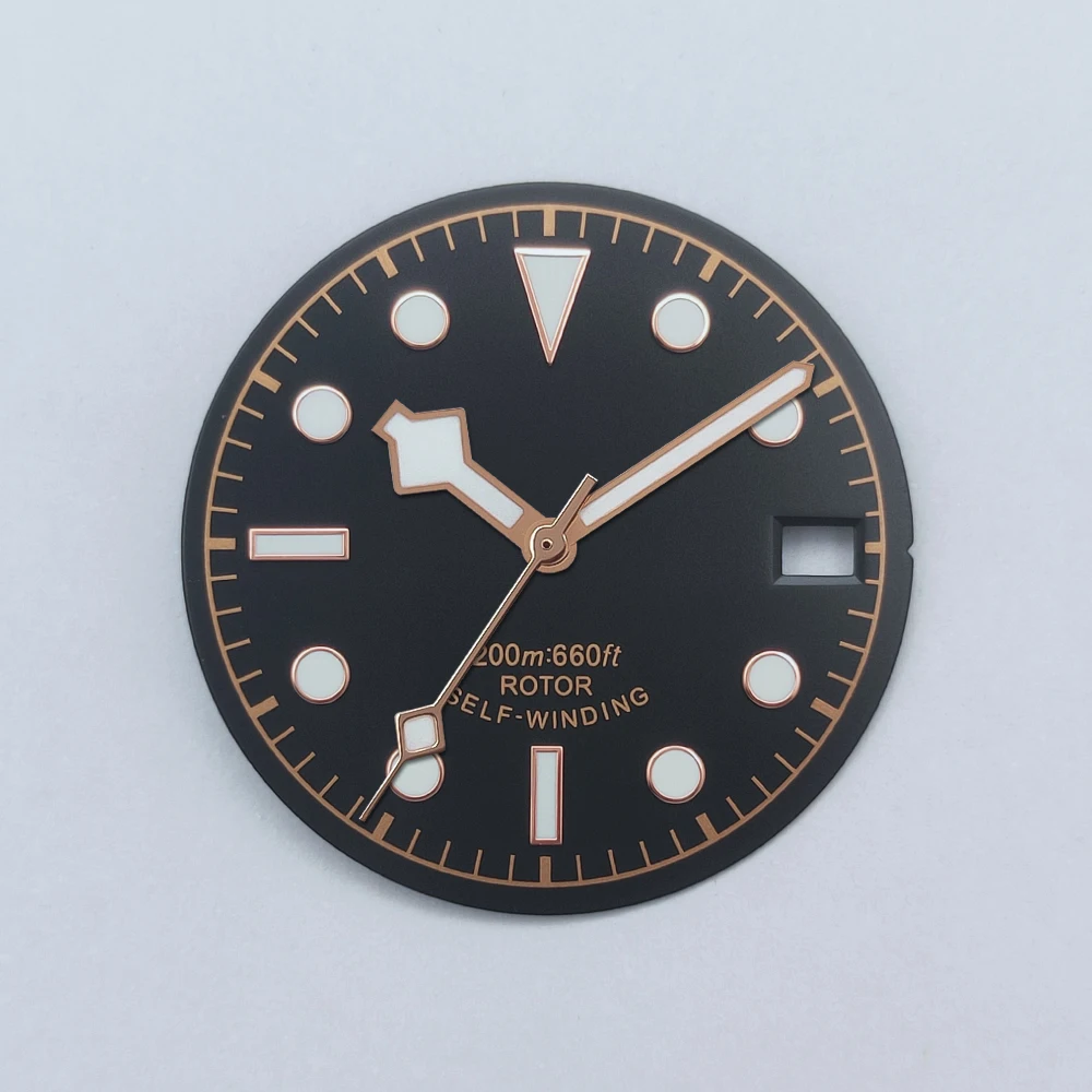 قرص 30.5 ملم بأيدي مضيئة، متوافق مع NH35، NH36، Miyota 8205/8215/821A، Mingzhu 2813/3804movements.