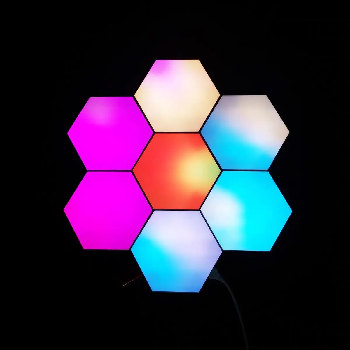 

Светодиодные светильники Hexagon Lights, умные настенные светильники с дистанционным управлением, 13 цветов, сенсорные, модульные, сборные RGB-панели, с питанием от USB
