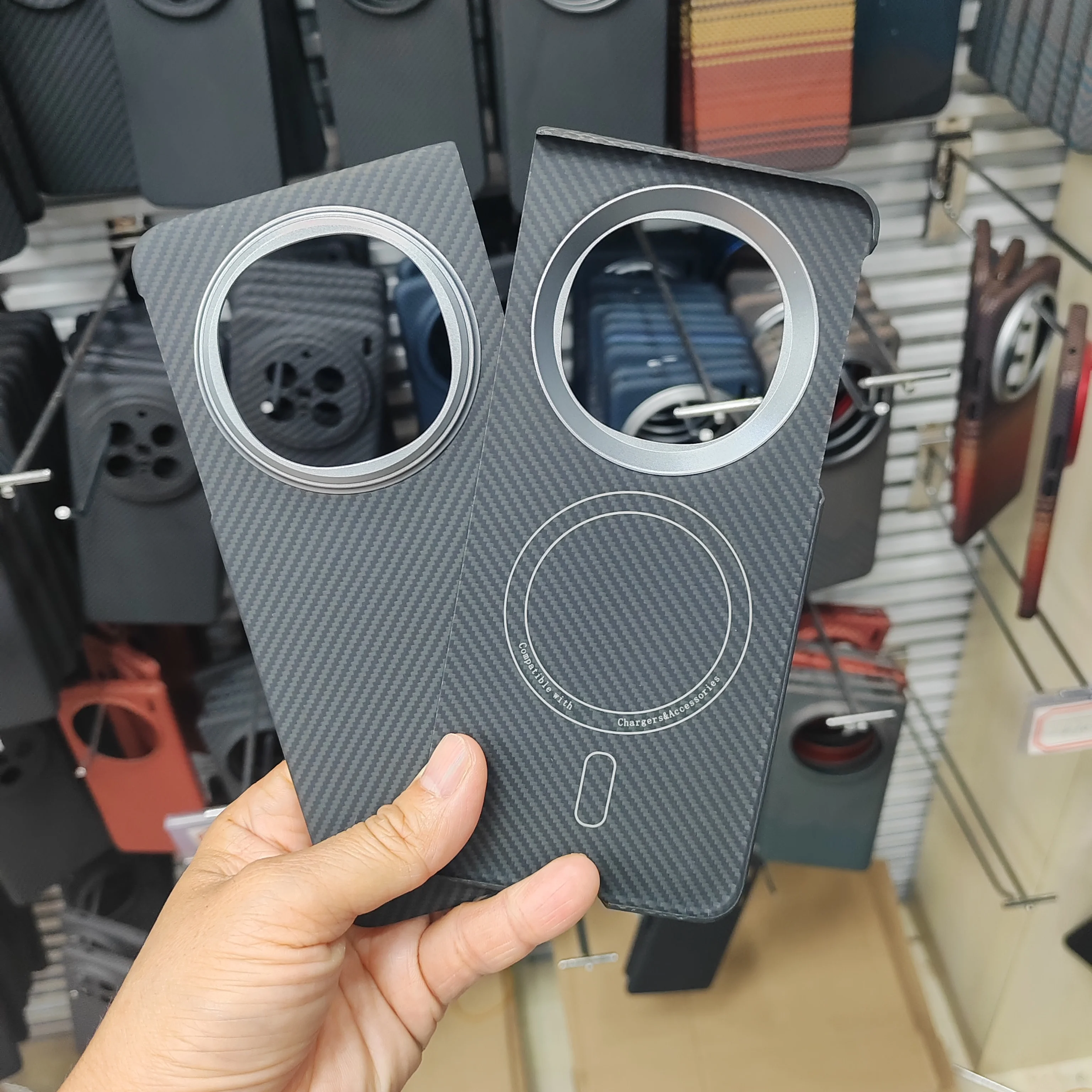 

Real 600D Aramid Carbon Fiber Phone Case For OPPO Find N5 5G Magnetic Magsafe Wireless Charging Metal Len Shockproof Shell Cover