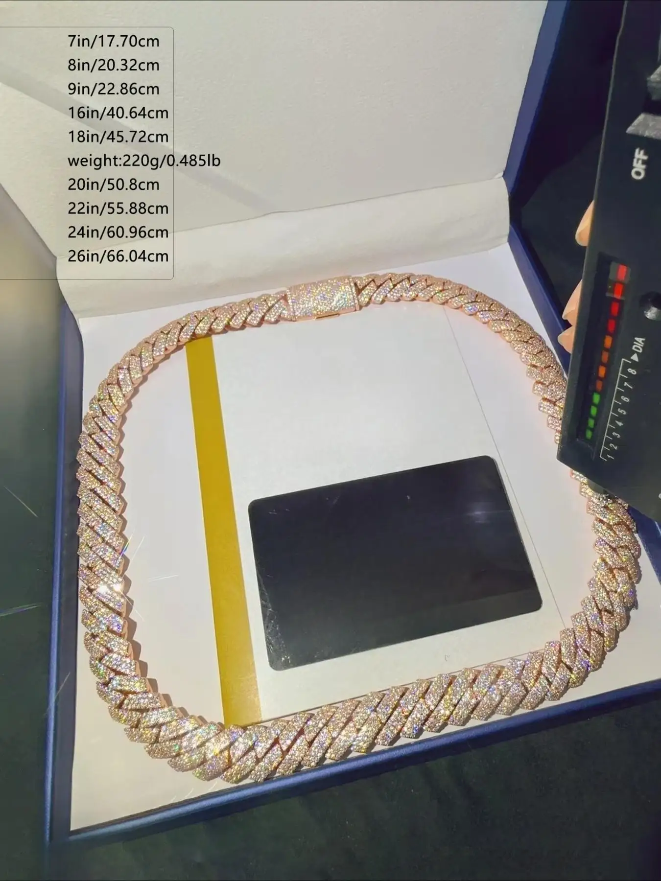4 Rows of 20mm Hip Hop VVS Diamond Boutique Jewelry Cuban Chain Necklace.American Hip Hop Trend Jewelry Is Shiny and Translucent