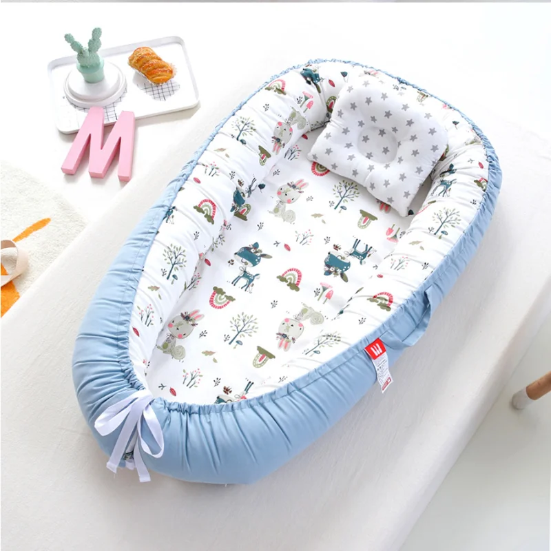 Portable Baby Cribs Removable and washable portable pressure proof crib middle bed Baby Furniture Baby pillow travel crib