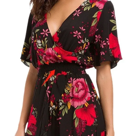 Abito lungo lungo da festa fluido floreale a maniche corte con scollo a V alto e basso