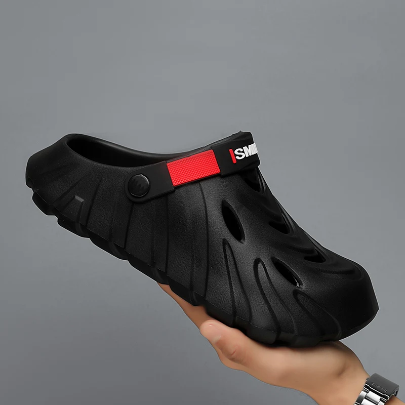 

Men's new summer thick - soled garden shoes. These shoes are breathable, odor - proof, non - slip, wear - resistant, casual, sty