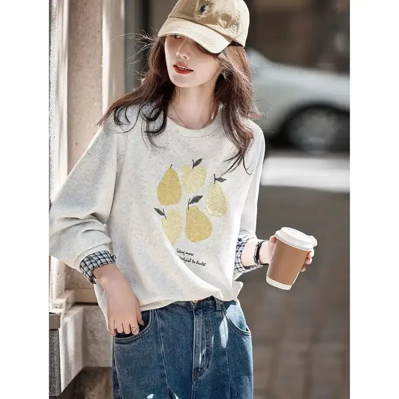 Felpa Blu Navy da Donna, Stile Casual con Motivo a Frutta, Maniche Lunghe, Effetto Due Pezzi, Polsini a Quadri