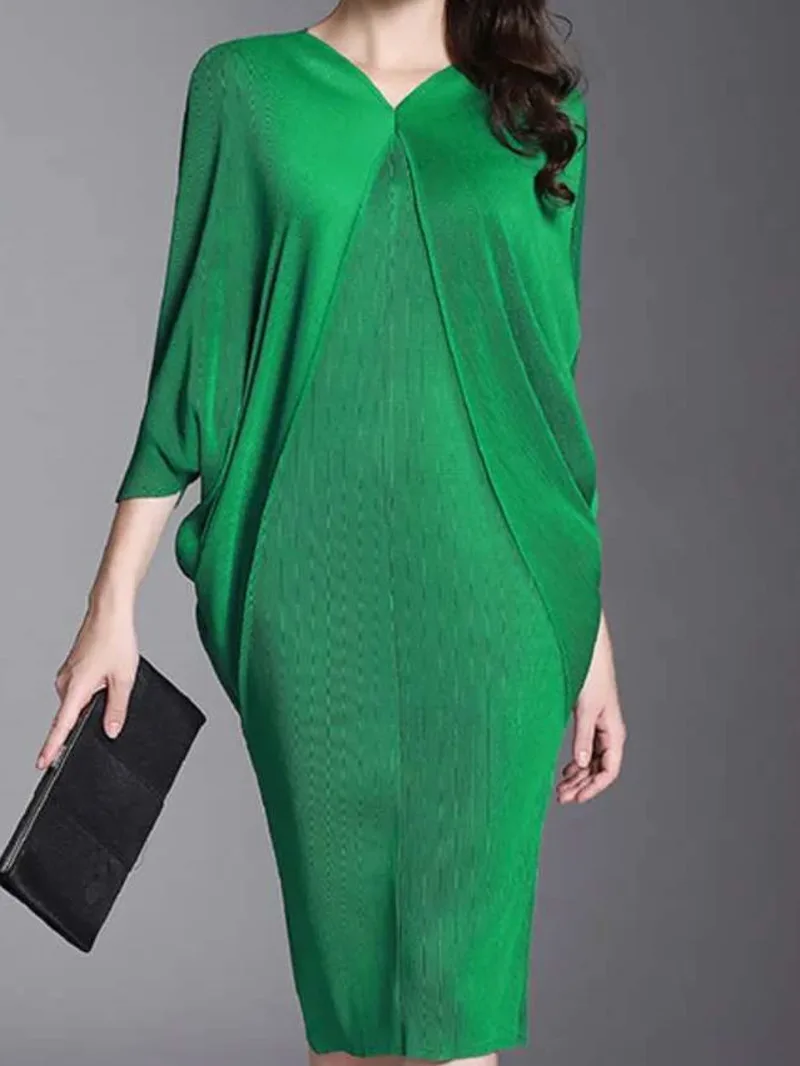 Rundes Damenkleid mit Dreiviertel-Fledermausärmeln, locker geschnitten, plissiert, modisch 2026 9JLS