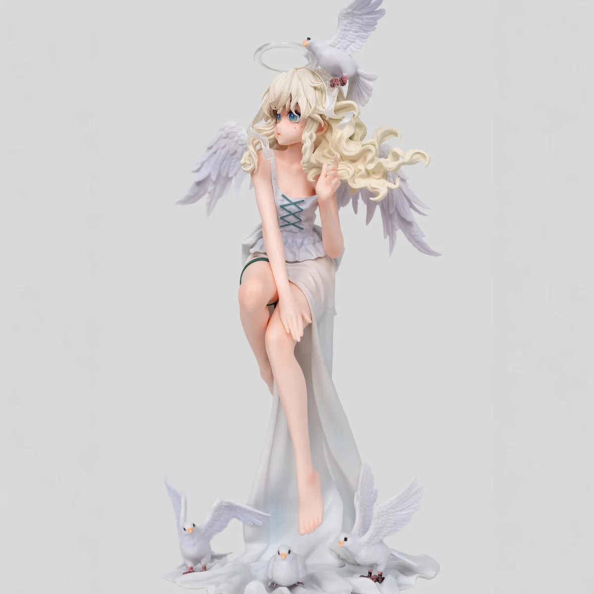 

Красивая девушка и маленькая ангелAi Lier, украшения ручной работы, ангел Ai LierPigeon, анимация, модель, квадратический элемент