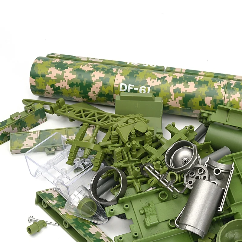 1:72 الصينية التمويه DF-61 الأرض القائمة على صاروخ بين القارات إطلاق نموذج سيارة ألعاب مكعبات البناء للبنين هدايا عيد الميلاد
