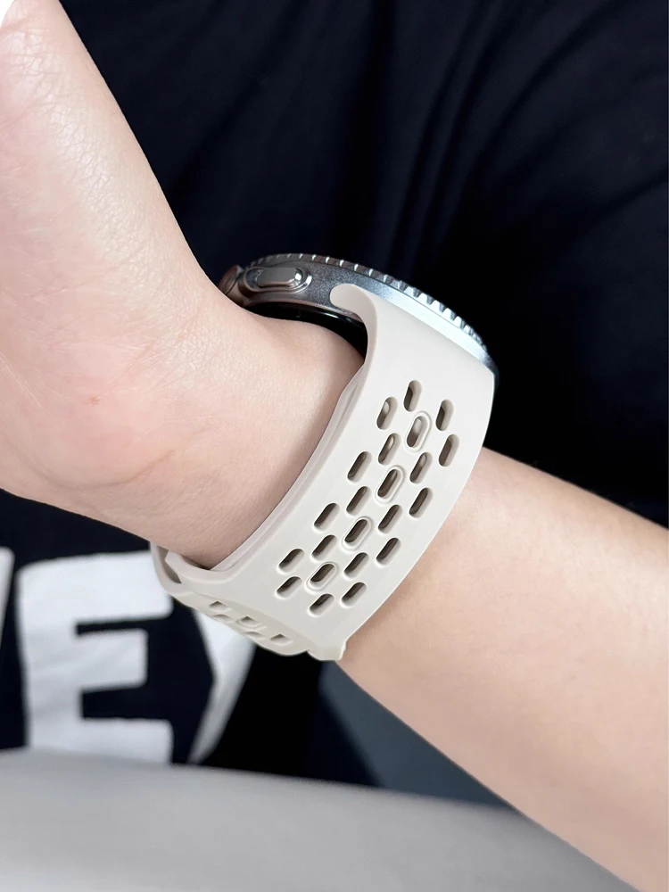 Thumbnail 4 - #16 Best Replacement Smart Watch Straps to Buy In 2026