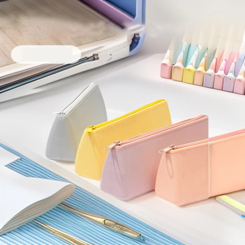 Silicone Pencil Case Pouch, Aesthetic Triangular Design, Multipurpose, Aesthetic Pencil Case Small, Silicone Makeup Bag