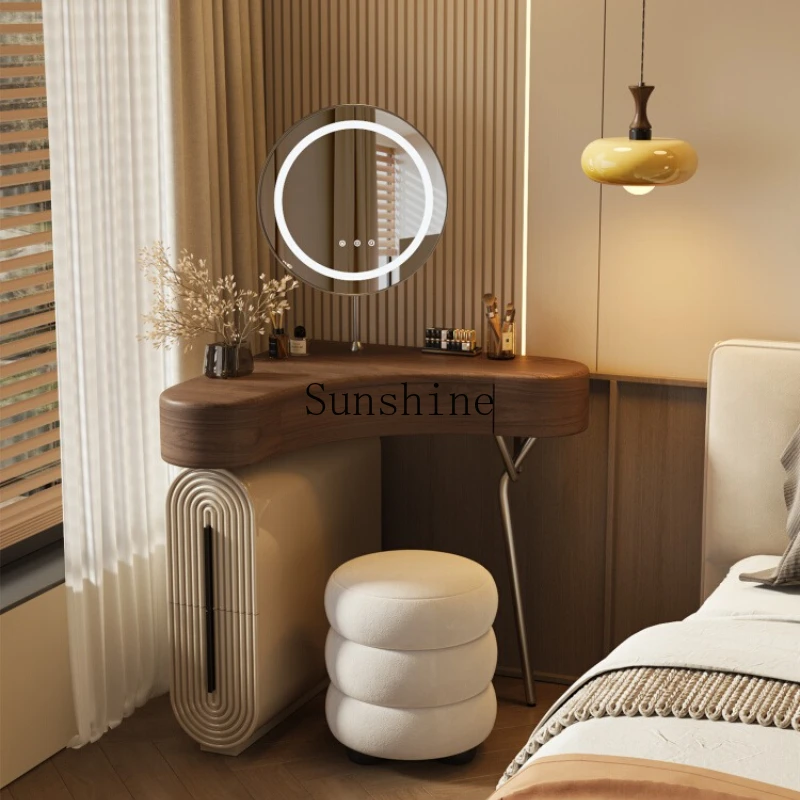 

Medieval style bedroom small apartment simple corner makeup table