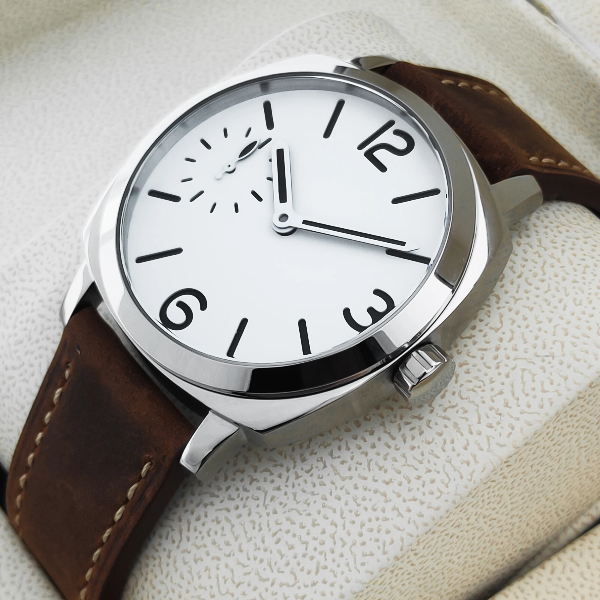 42 مللي متر شعار مخصص st3600 ساعة عصرية st3600 رائجة البيع الياقوت الكريستال ساعة ميكانيكية يدوية للرجال