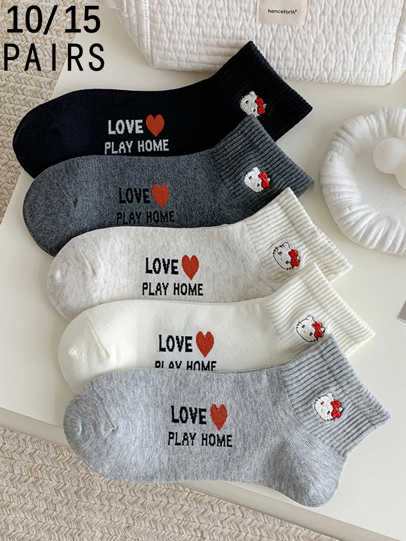 

10/15 пар повседневных женских носков Miniso Sanrio Hello Kitty в академическом стиле