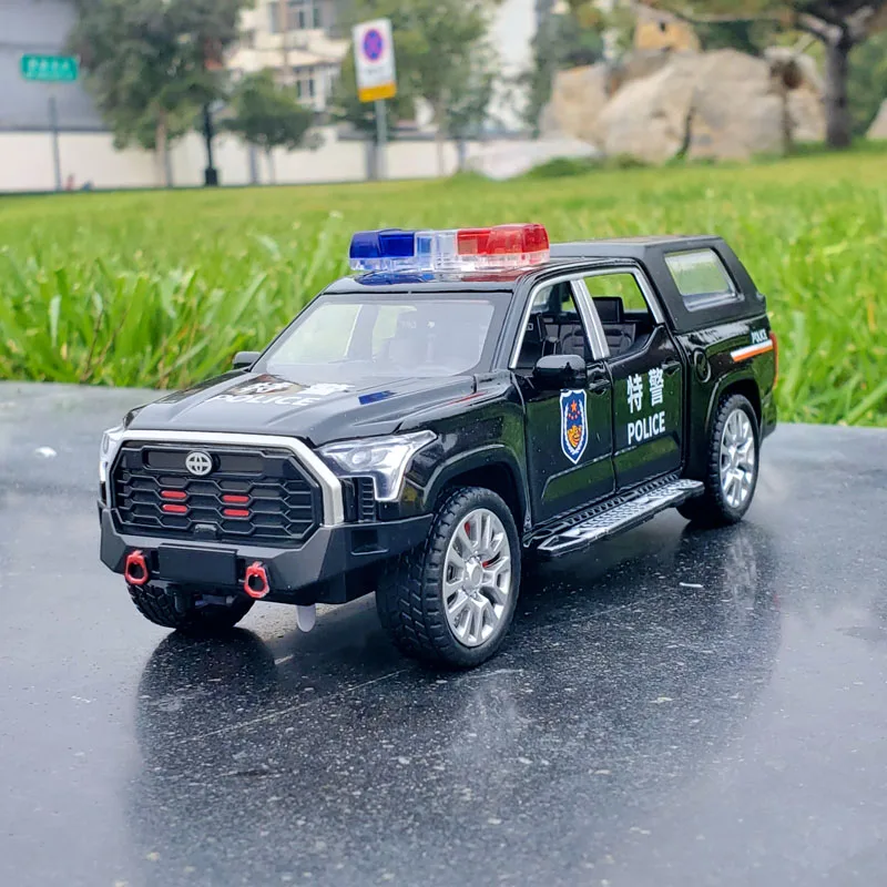 1/32 Tundra Alloy Pickup Car Model Diecast Metal Police Off-Road Vehicles Car Model Simulation Sound and Light Children Toy Gift