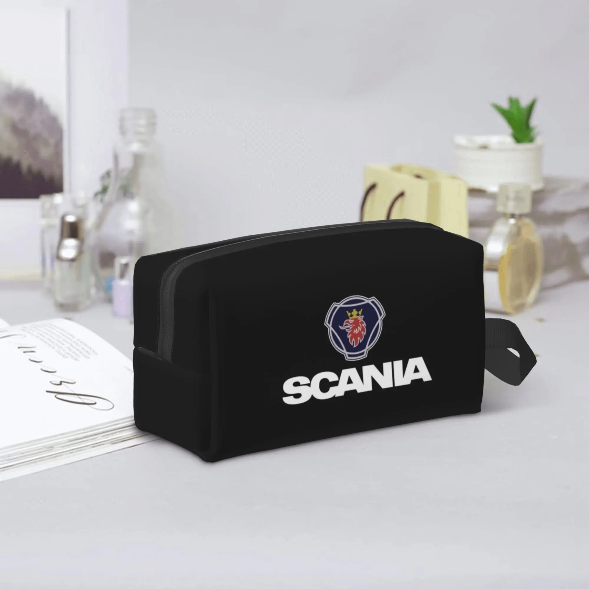 حقائب تخزين شخصية محمولة ذات سعة كبيرة حقيبة مستحضرات التجميل للسفر حقيبة مكياج مثالية لتخزين السفر والاستخدام اليومي