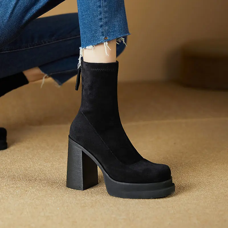 รองเท้าบูทส้นสูงหนังแท้สำหรับผู้หญิง รุ่นใหม่สำหรับฤดูหนาว สไตล์เกาหลี กันน้ำ พื้นหนา