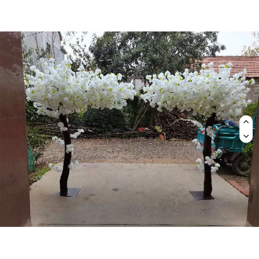 

white Artificial Cherry Blossom Plants Indoor Flower Decoration Wedding Tree