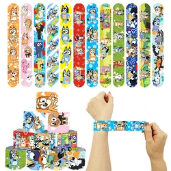 Bracelets de claque Bluey Bingo pour enfants, faveurs de fête, cadeaux de fête d'anniversaire, décorations de douche de bébé, bande à pression pour filles et garçons, famille, 12 pièces