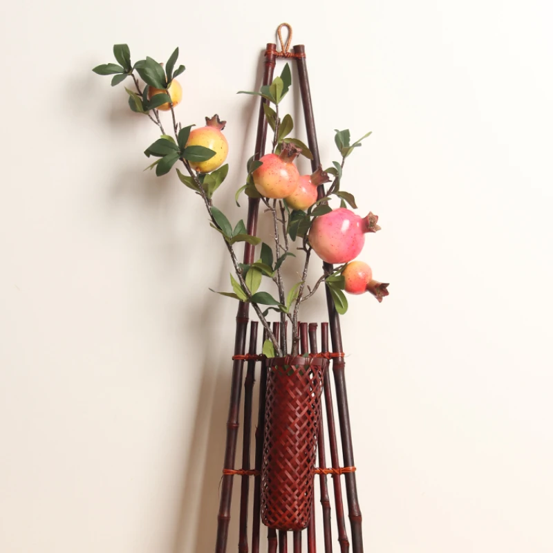 Handmade bamboo woven purple bamboo wall hanging flower ware, Chinese style wall hanging flower arrangement, bamboo basket