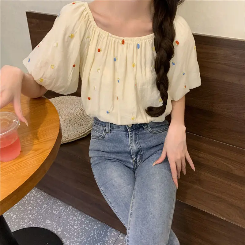 Słodkie haftowane damskie 2024 Summer New Spliced Pullover O-Neck Folds Fashion Loose Casual Bubble Short Sleeves Blouses Shirts