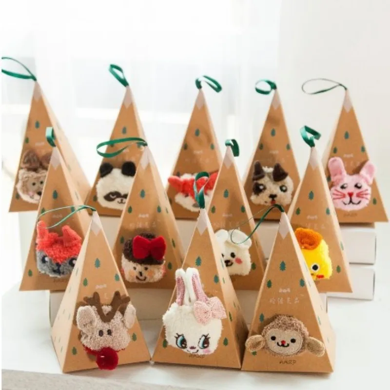 

Japanese Christmas Socks Embroidered 3D Coral Fleece Thick Plush Women's Socks Home Cartoon Design Soft Warm