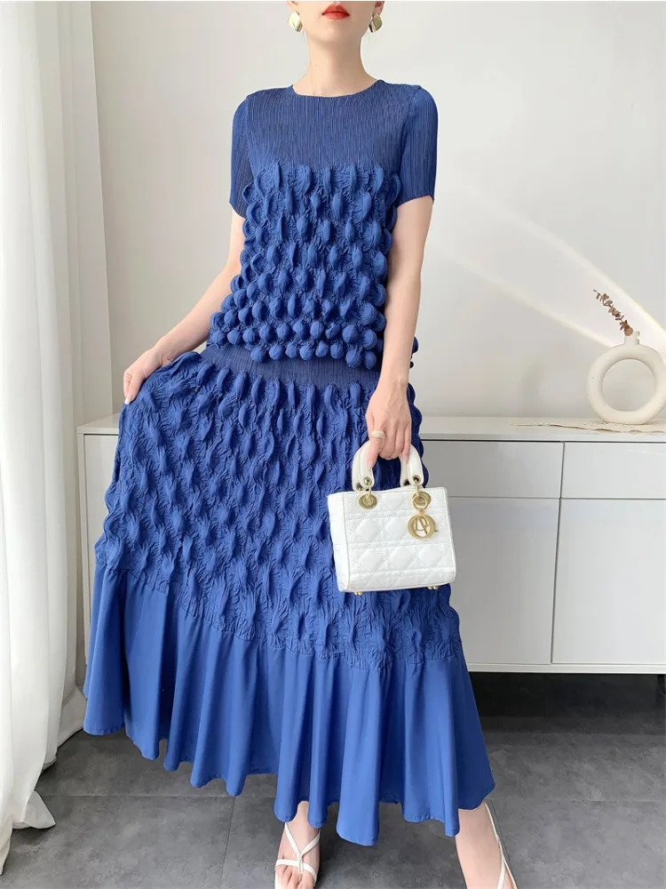 

Miyake Handmade Folded Bubble Skirt Set for Women 2025 Summer New Short Sleeved Top Half Skirt Two Piece Set Trendy