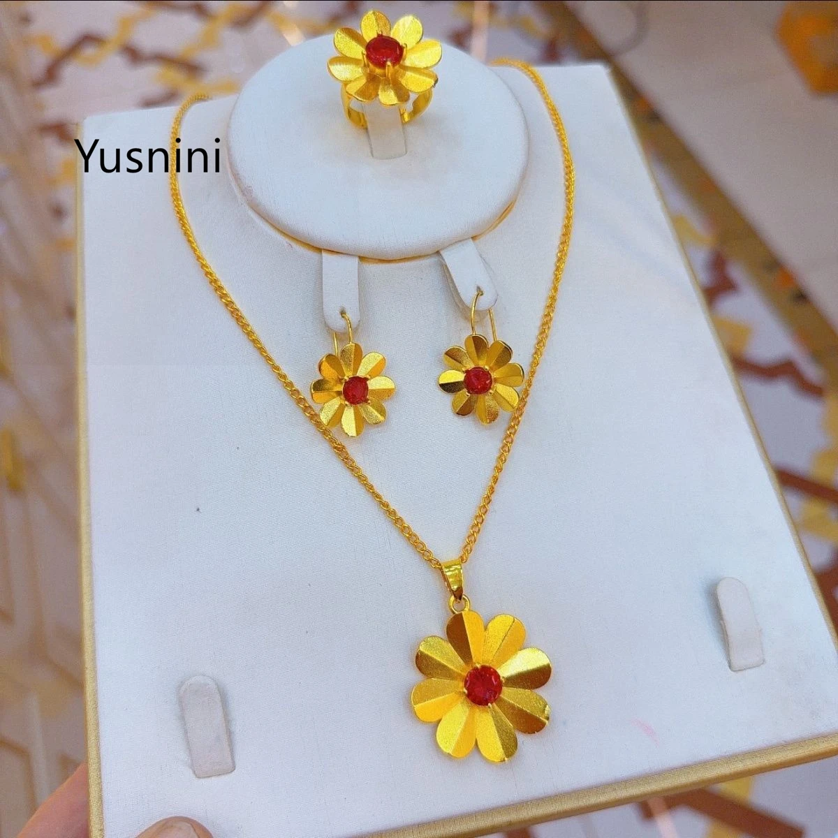 New Fashionable High end Dubai 24K Gold Plated Necklace Earrings and Rings Romantic Wedding Party Jewelry Set for Lovers 666