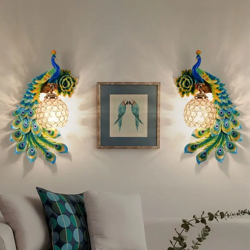 北欧クリエイティブリビングルーム背景壁孔雀壁ヨーロッパ通路階段ライト高級シンプルモダンな寝室のベッドサイドランプ