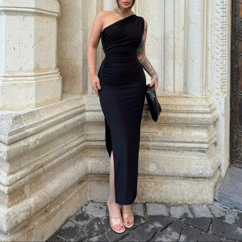 BKLD Tinta unita Una spalla senza maniche Pieghettato Split Maxi Dress Party Temperamento Moda Donna Estate Aderente Abiti sexy
