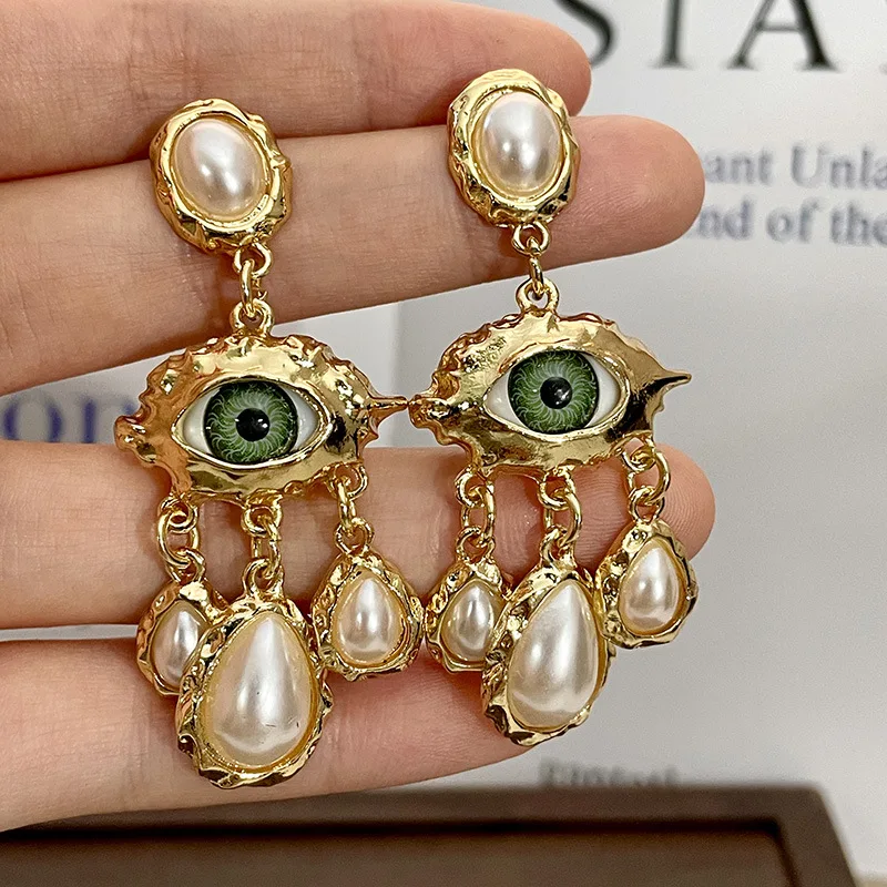 French medieval exaggerated big eye long pearl fringed earrings