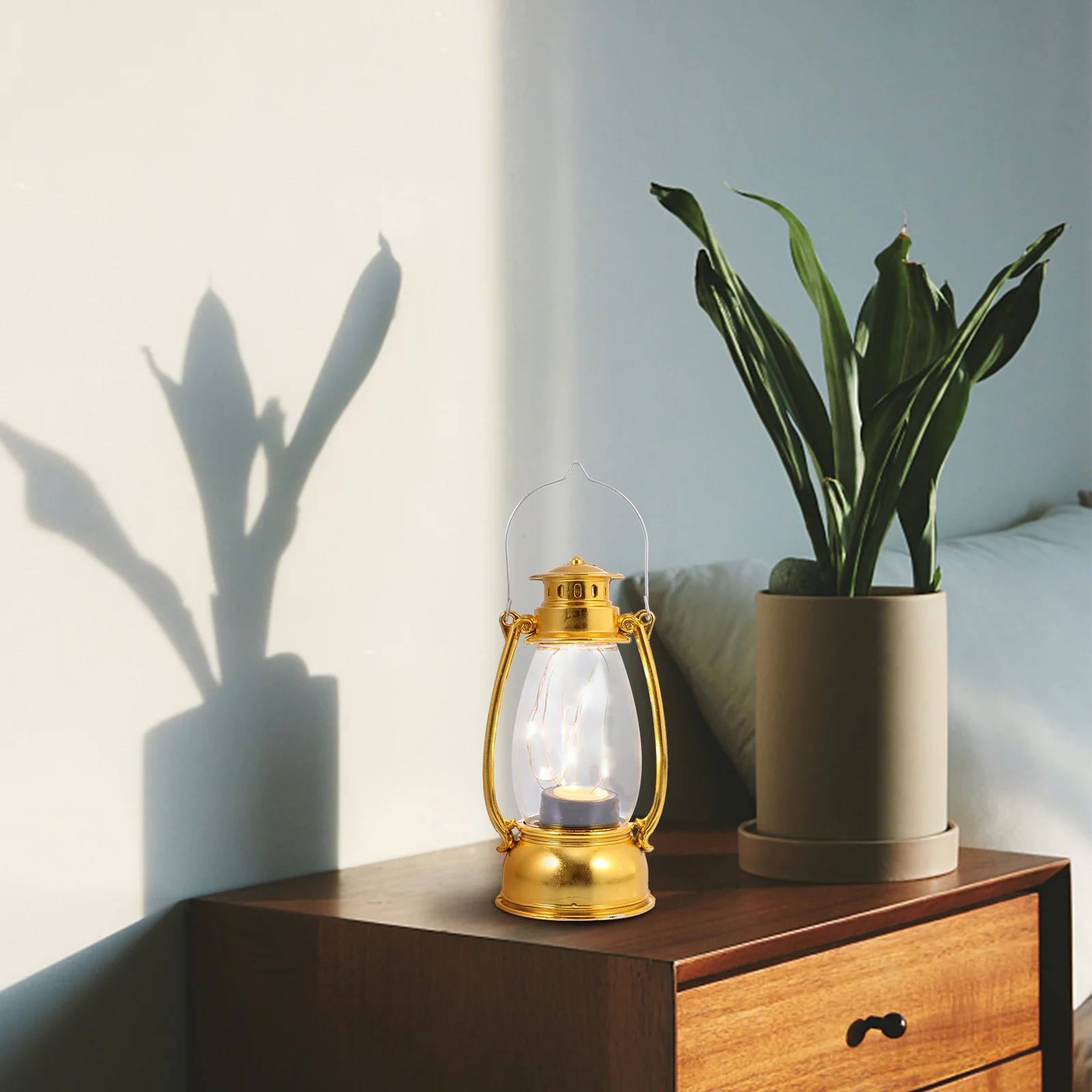 

1pc Retro Lamp Vintage Style Decorative Oil Lamp Exquisite Flameless Hanging Light For Home Decor Festive Ambience