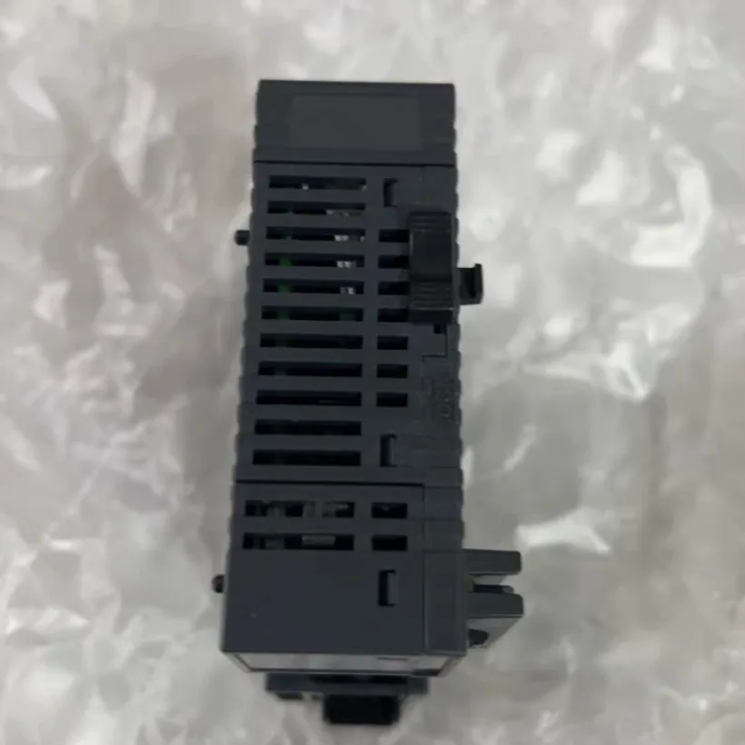 1PC NEW KEYENCE KV-C64TC KVC64TC Extension Module  #Xing