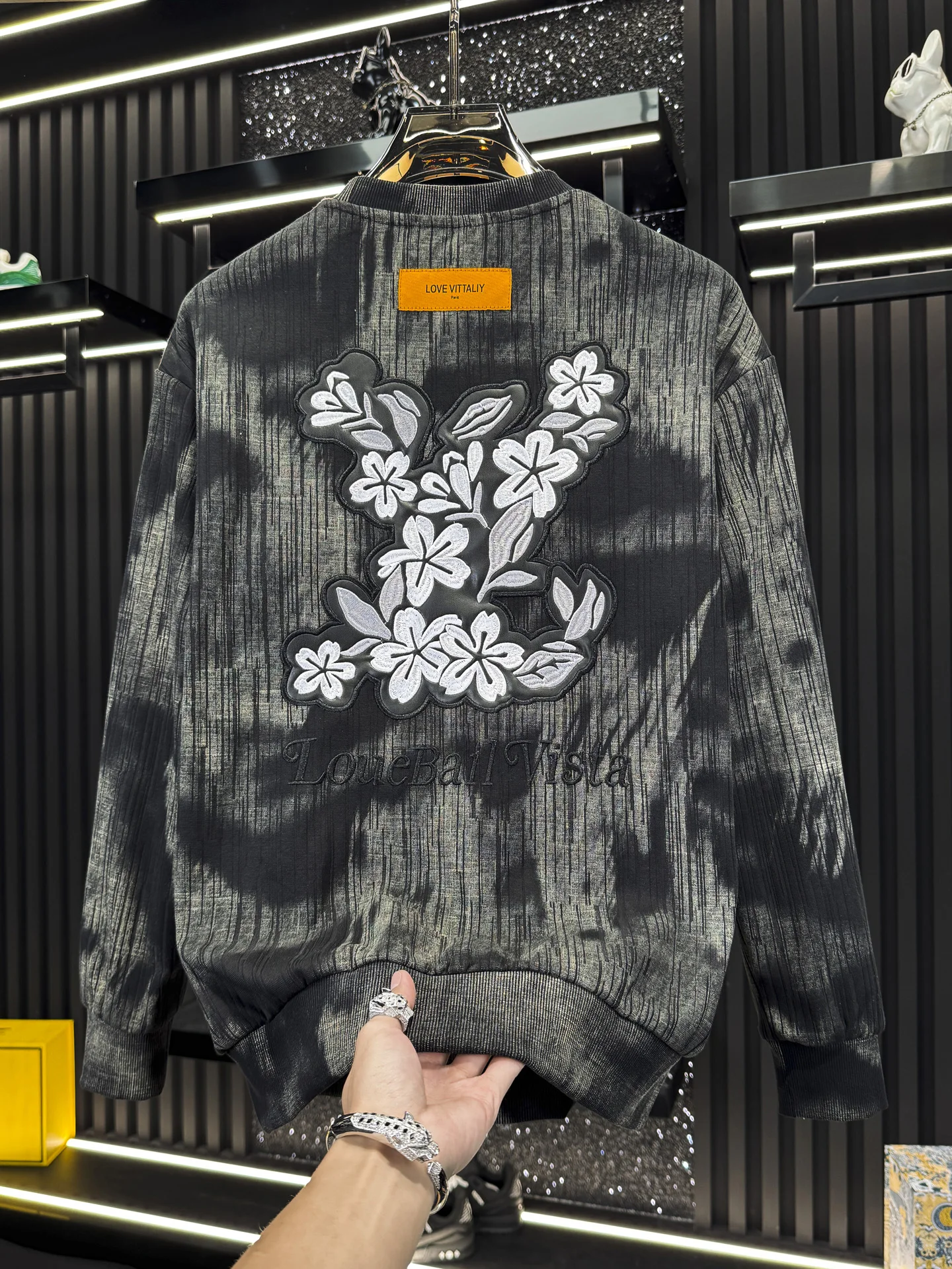 

Faionable round Ne Sweatirt Men's Casual Versatile High-End Trendy Top Cotton Polyester Blend Long Sve Streetwear