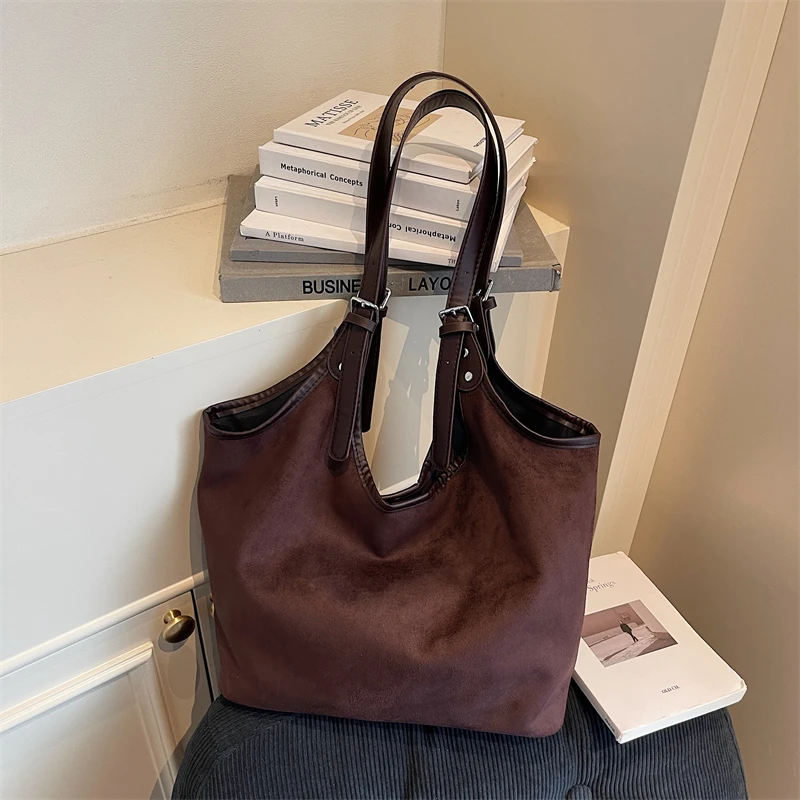 

2025 New Hot Sale Large Capacity Commute Women's Handbags Solid Color Versatile Faux Suede Hasp Design Shoulder Bags for Women