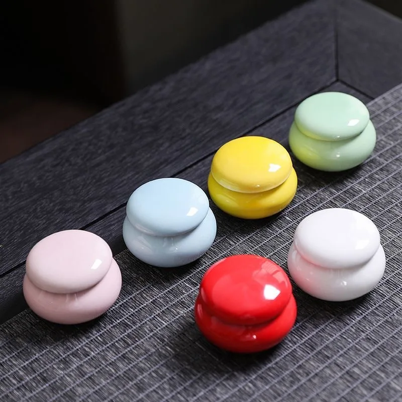 

10pcs Cream Jar Empty Ceramic Cosmetic Makeup Jar Pots Eyeshadow Cream Lip Balm Container Blush Box Vintage Color Sample Bottles