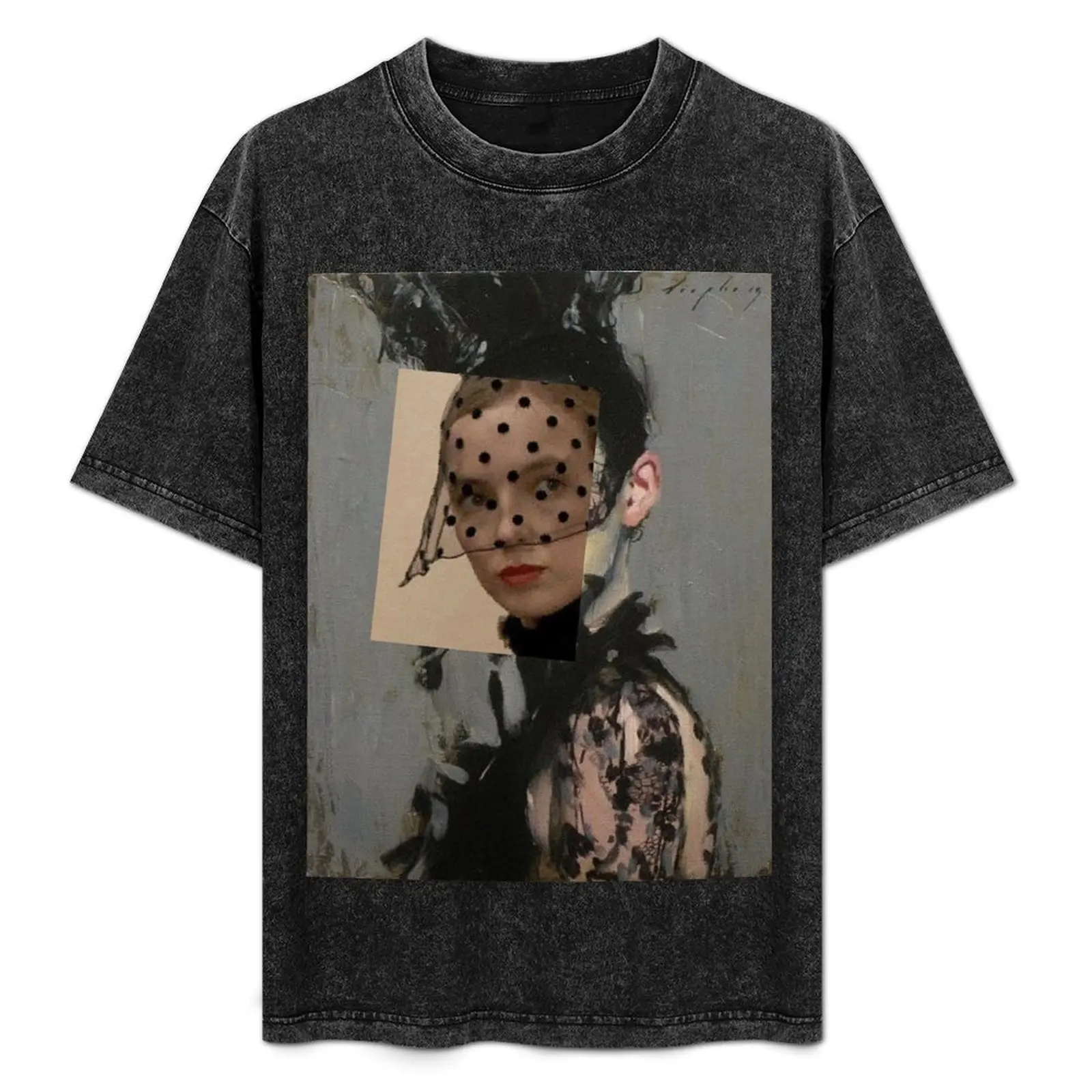 

Villanelle with Veil T-Shirt Active Sports Short Sleeve Cotton Shirt