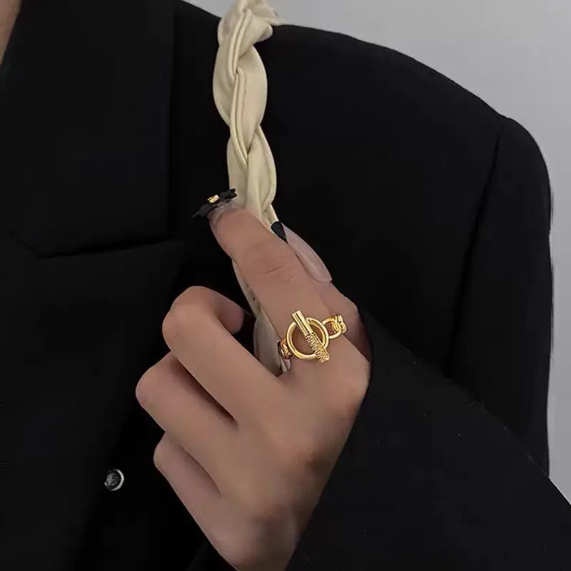 

Adjustable Ot Ring Design Geometry Micro Paved Zircon Chain Finger Ring Luxury mat Faion Jewelry Copper Alloy