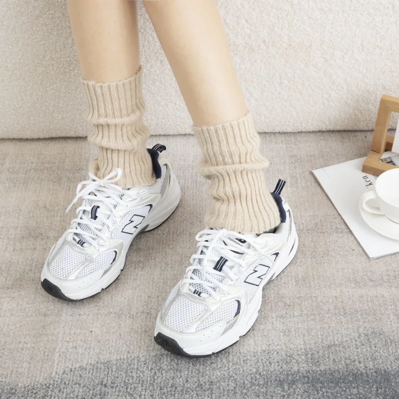 ถุงเท้าข้อเท้าแคชเมียร์แท้ 100% สำหรับผู้หญิงและผู้ชาย รุ่นใหม่ประจำฤดูใบไม้ร่วงและฤดูหนาว ถุงเท้ากีฬาแบบหลวมๆ ถุงเท้าข้อเท้าแฟชั่นถักนิตติ้ง