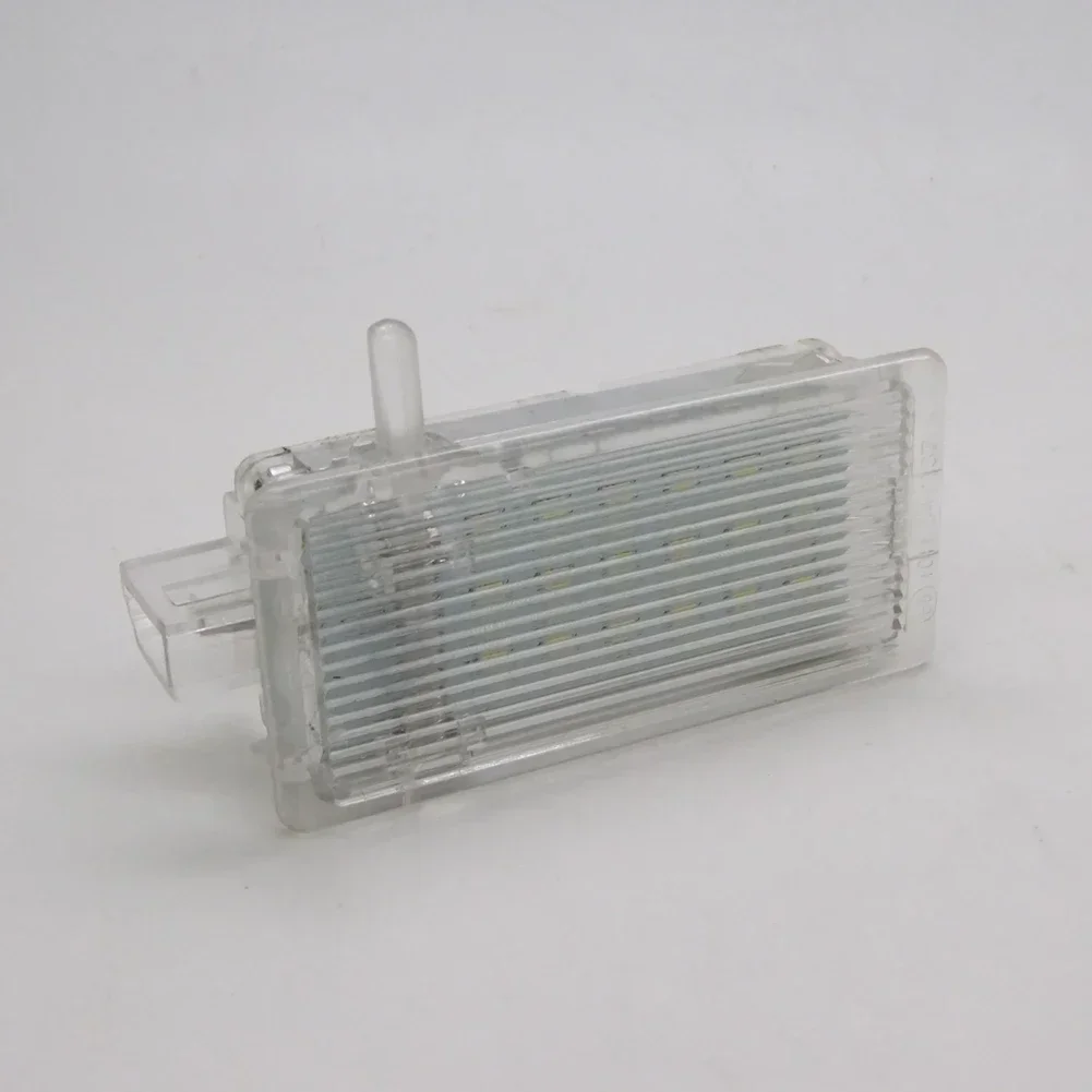 LEDグローブボックス,1個,BMW e46,e53,e82,e83,e87,e90,e91,e93,6000k,白いライト,e83/e83n,e84,f25用