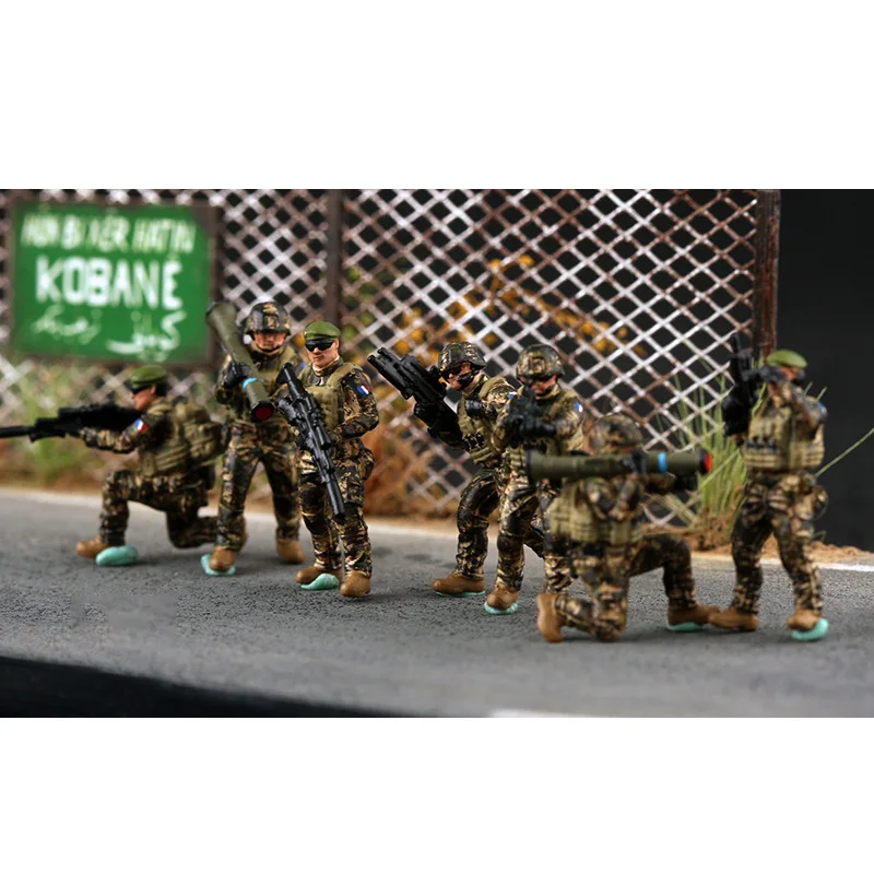 1:72 Scale Resin Modern French Army 7 Soldiers Model Adult Collection Toys Classics Gifts Static Display Desktop Ornament