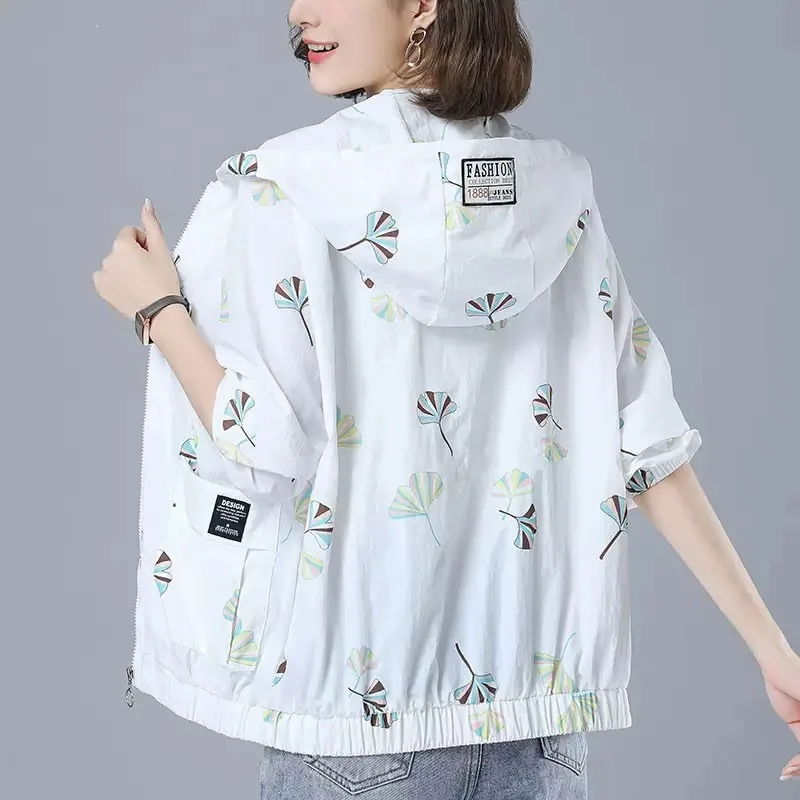 Ice Silk Women's Lightweight Breathable Summer New Fashion Mom Loose Hooded Sun Protection Shirt Comfortable Long Sleeve Poly...