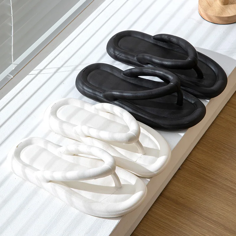 Soft Sole EVA Women's Flip Flops 2026 Summer Beach Non-slip Cloud Slippers Women Thick Platform Clip Toe Bathroom Slides